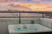 Rooftop Hot Tub + Views + 10 Beds + Game Room