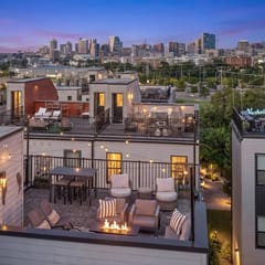 4BR Home with Rooftop City View & Fire Pit near DT