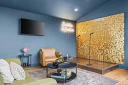 16 beds! 6 min to BRDWY! 2 Huge Homes! - Image 2