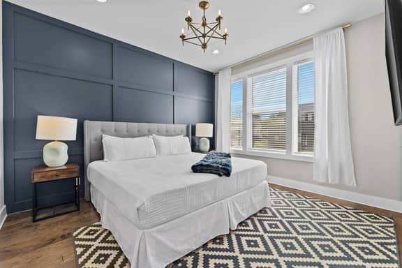 City View Rooftop Retreat w/ FirePit | Close to DT - Image 2